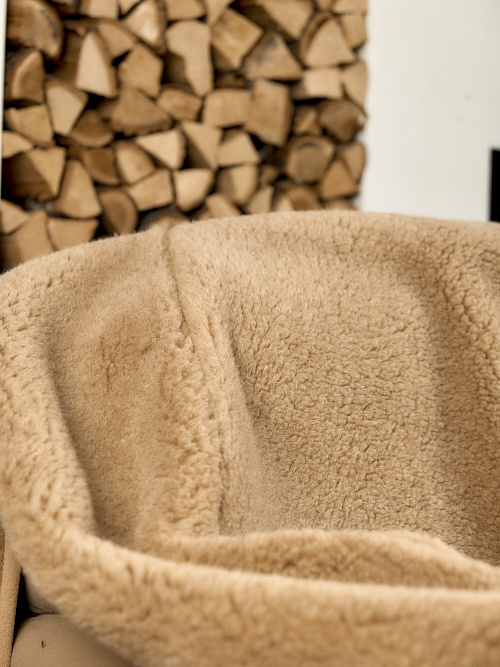 Плед меховой из верблюжьей шерсти 